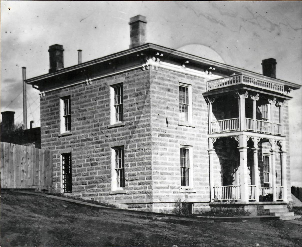 Elkader Jailhouse Inn Exterior foto